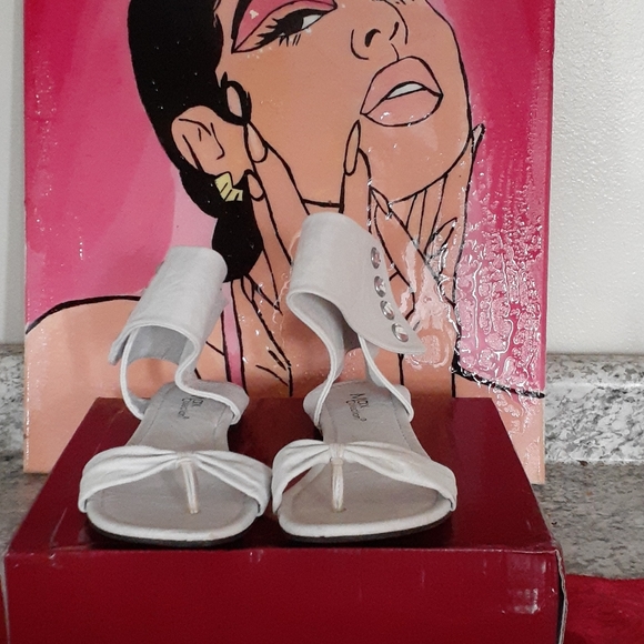 Sandals - Picture 2 of 2